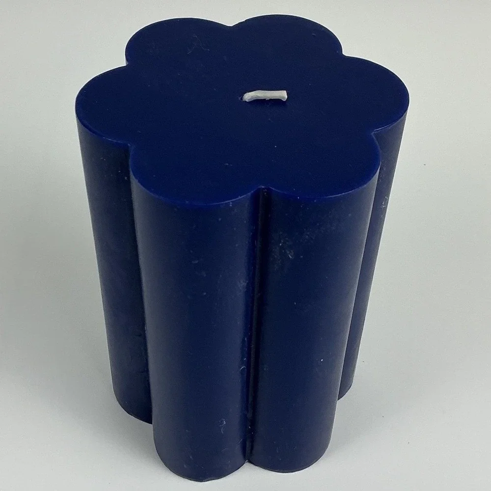 2‎ Large Blue Figural Scallop Flower Candle Room Essentials Unscented Decorative